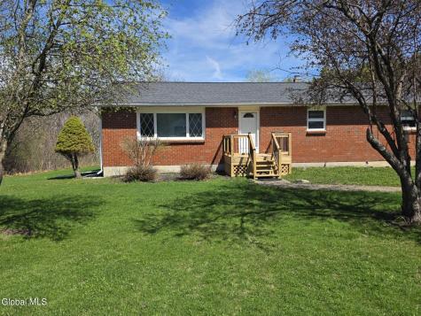 328 Witter Road Altamont NY 12009