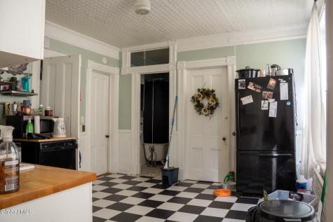 908 3rd Avenue Troy NY 12182