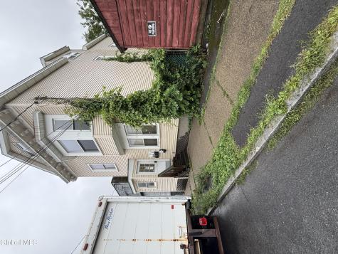 154 Spring Street Albany NY 12203
