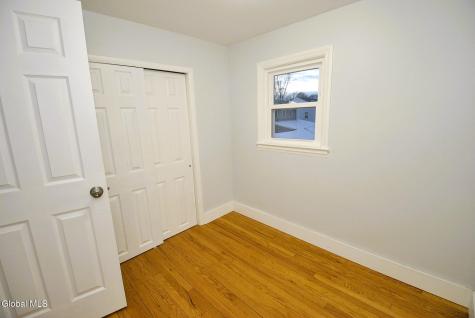 83 Osborne Road Albany NY 12205