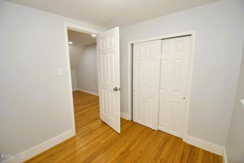 83 Osborne Road Albany NY 12205