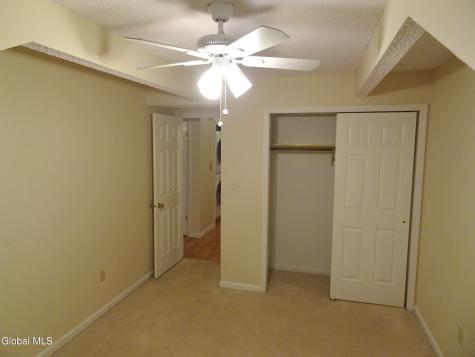 4007 Chaucer Place Guilderland NY 12159