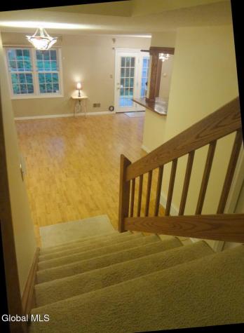 4007 Chaucer Place Guilderland NY 12159