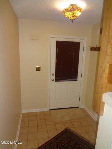 4007 Chaucer Place Guilderland NY 12159