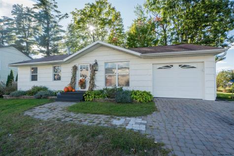 12 Vanderbilt Ave Avenue Saratoga Springs NY 12866