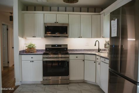 12 Vanderbilt Ave Avenue Saratoga Springs NY 12866