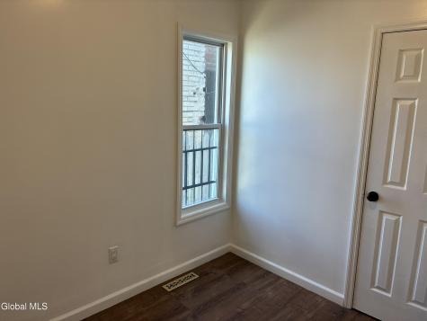 803 Craig Street Schenectady NY 12307