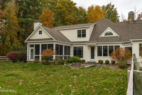15 Saratoga Farm Road Malta NY 12020