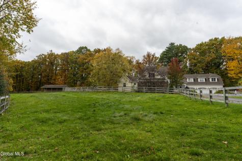15 Saratoga Farm Road Malta NY 12020
