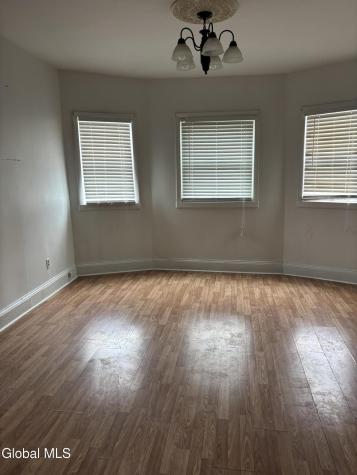 1633 Carrie Street Schenectady NY 12308
