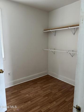 1633 Carrie Street Schenectady NY 12308