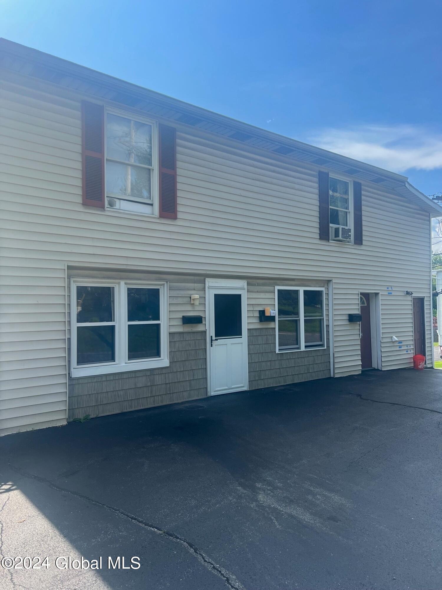 142 Old Loudon Road Colonie NY 12110