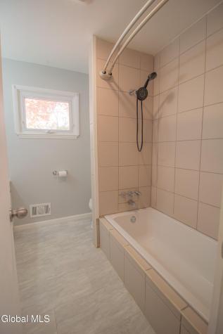 5 Huckleberry Lane Colonie NY 12205