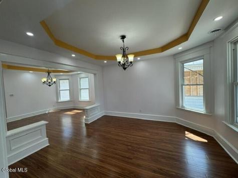 534 N Brandywine Avenue Schenectady NY 12308
