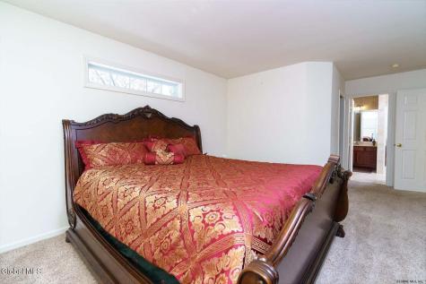 7 Clear Water Court Clifton Park NY 12065