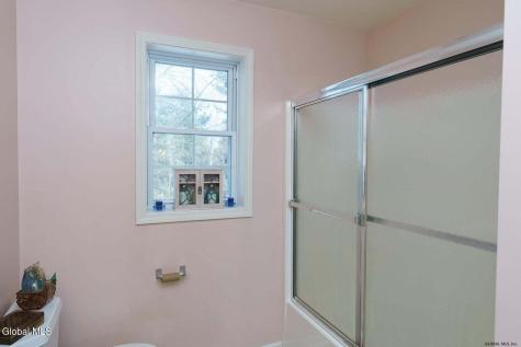 7 Clear Water Court Clifton Park NY 12065