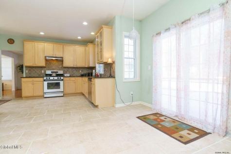 7 Clear Water Court Clifton Park NY 12065