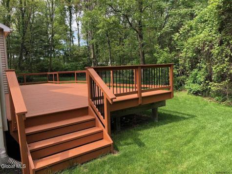 7 Clear Water Court Clifton Park NY 12065