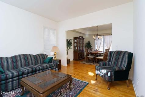7 Clear Water Court Clifton Park NY 12065