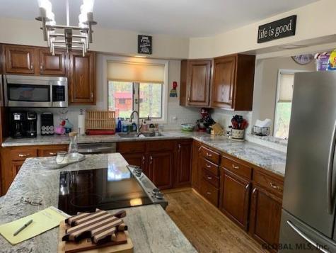 8 Carefree Lane Wilton NY 12831