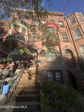 39 S Lake Avenue Albany NY 12203