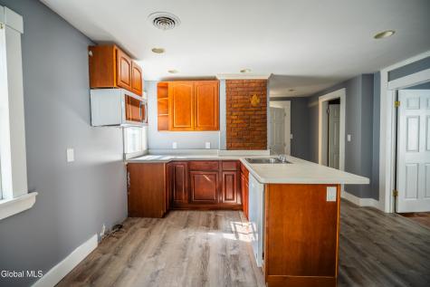 1014 Union Street Schenectady NY 12308