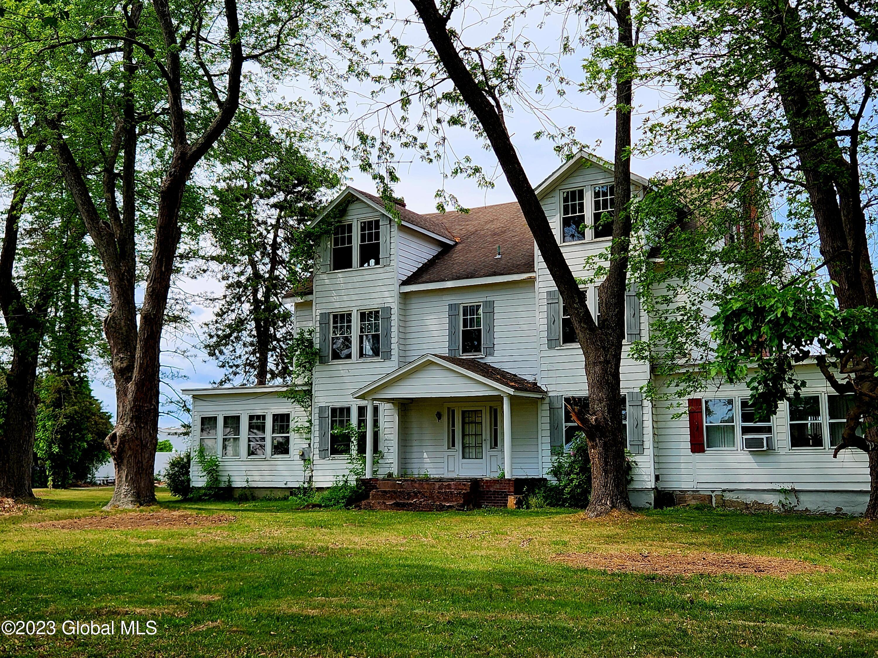 9 Duncan Lane Troy NY 12180