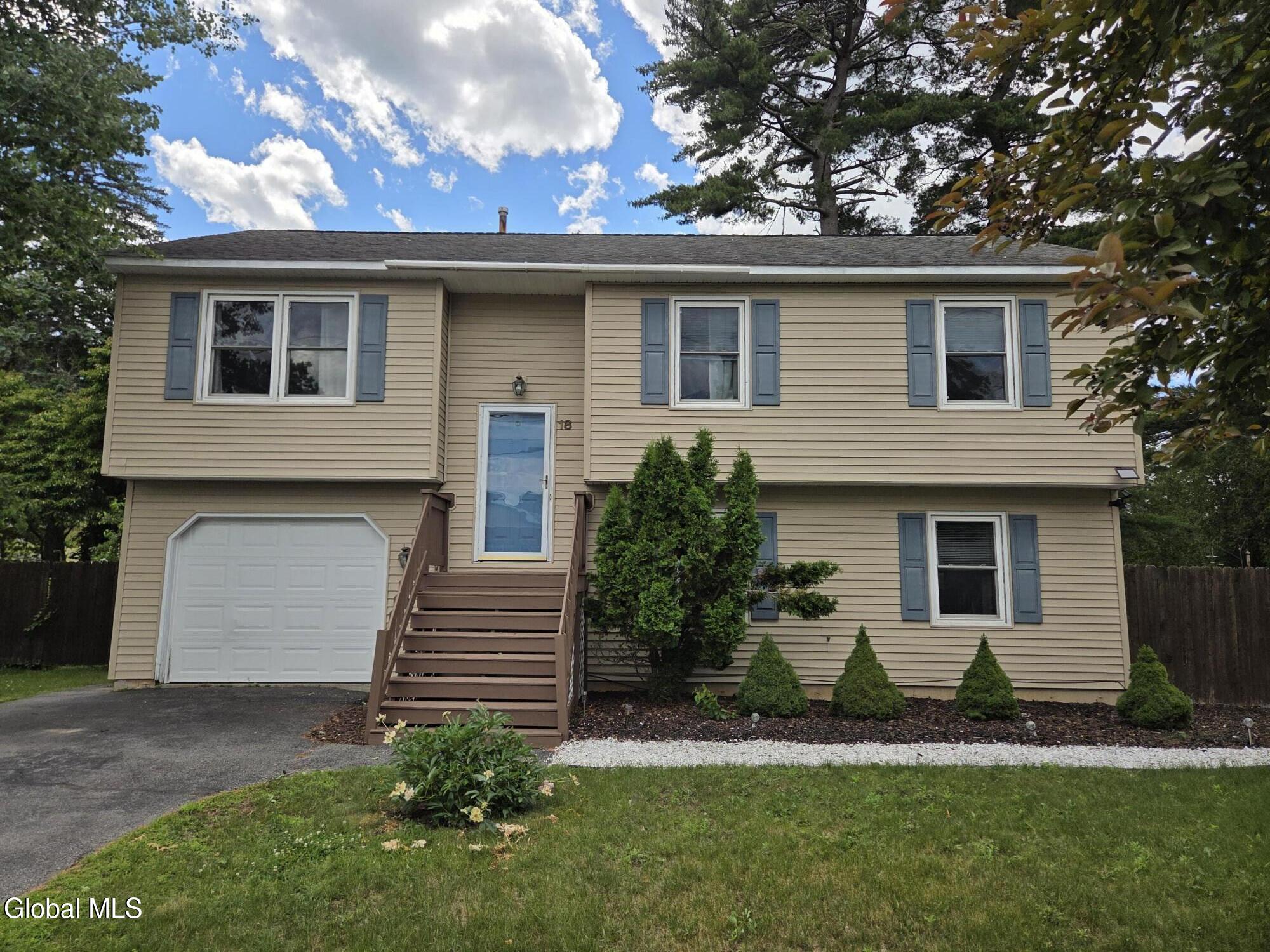 18 Vanderbilt Avenue Saratoga Springs NY 12866