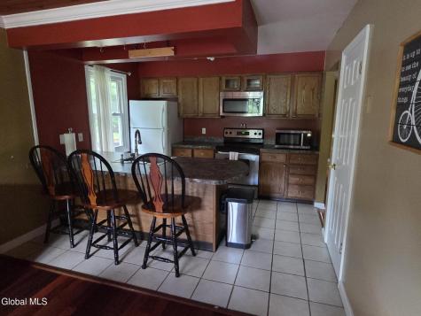 18 Vanderbilt Avenue Saratoga Springs NY 12866