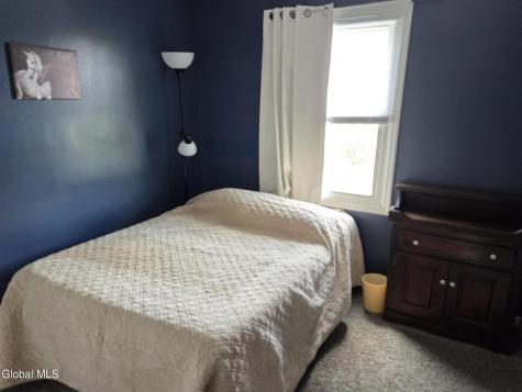18 Vanderbilt Avenue Saratoga Springs NY 12866