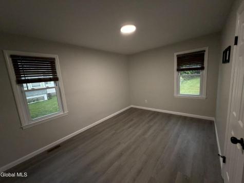 397 Ballston Road Glenville NY 12302