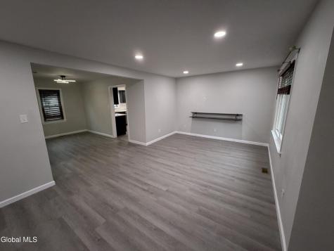 397 Ballston Road Glenville NY 12302