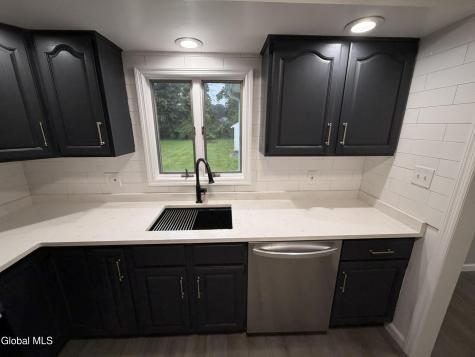 397 Ballston Road Glenville NY 12302