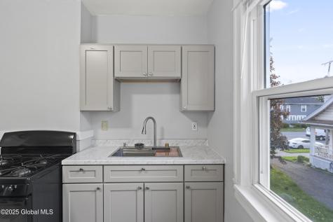 831 Washington Avenue Albany NY 12206