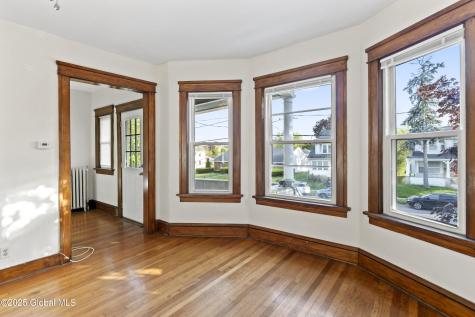 831 Washington Avenue Albany NY 12206