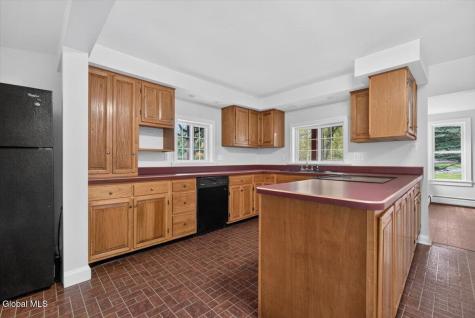 926 Ny-67 Ballston Spa NY 12020