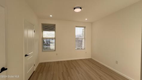 43 5th Avenue Troy NY 12180