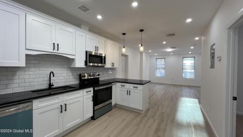 43 5th Avenue Troy NY 12180