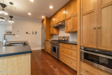 37 Henry Street Saratoga Springs NY 12866
