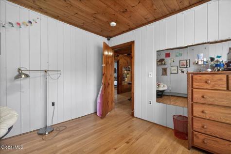 15 Mccormicks Lane Ballston Lake NY 12019