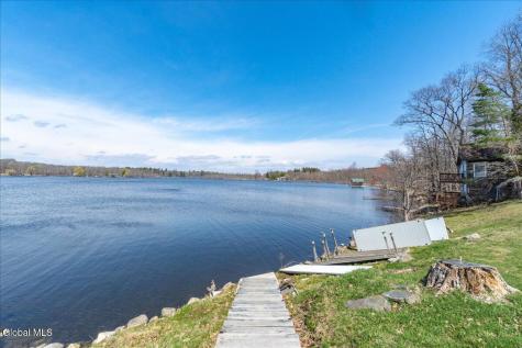 15 Mccormicks Lane Ballston Lake NY 12019