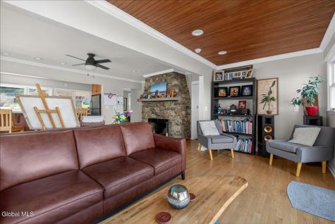 15 Mccormicks Lane Ballston Lake NY 12019