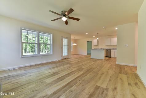 74 Seashore Way Mechanicville NY 12118