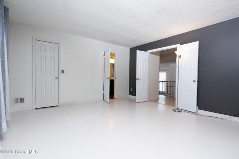 416 Greenhill Court Albany NY 12203