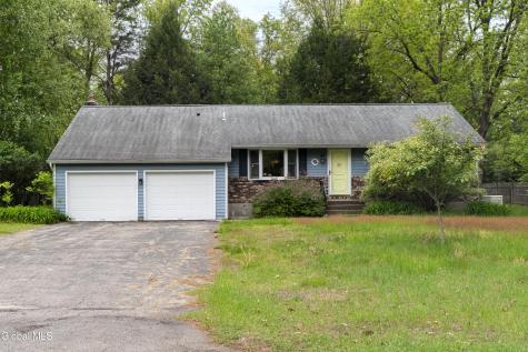 37 Ichabod Lane Ballston Spa NY 12020