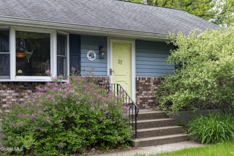 37 Ichabod Lane Ballston Spa NY 12020