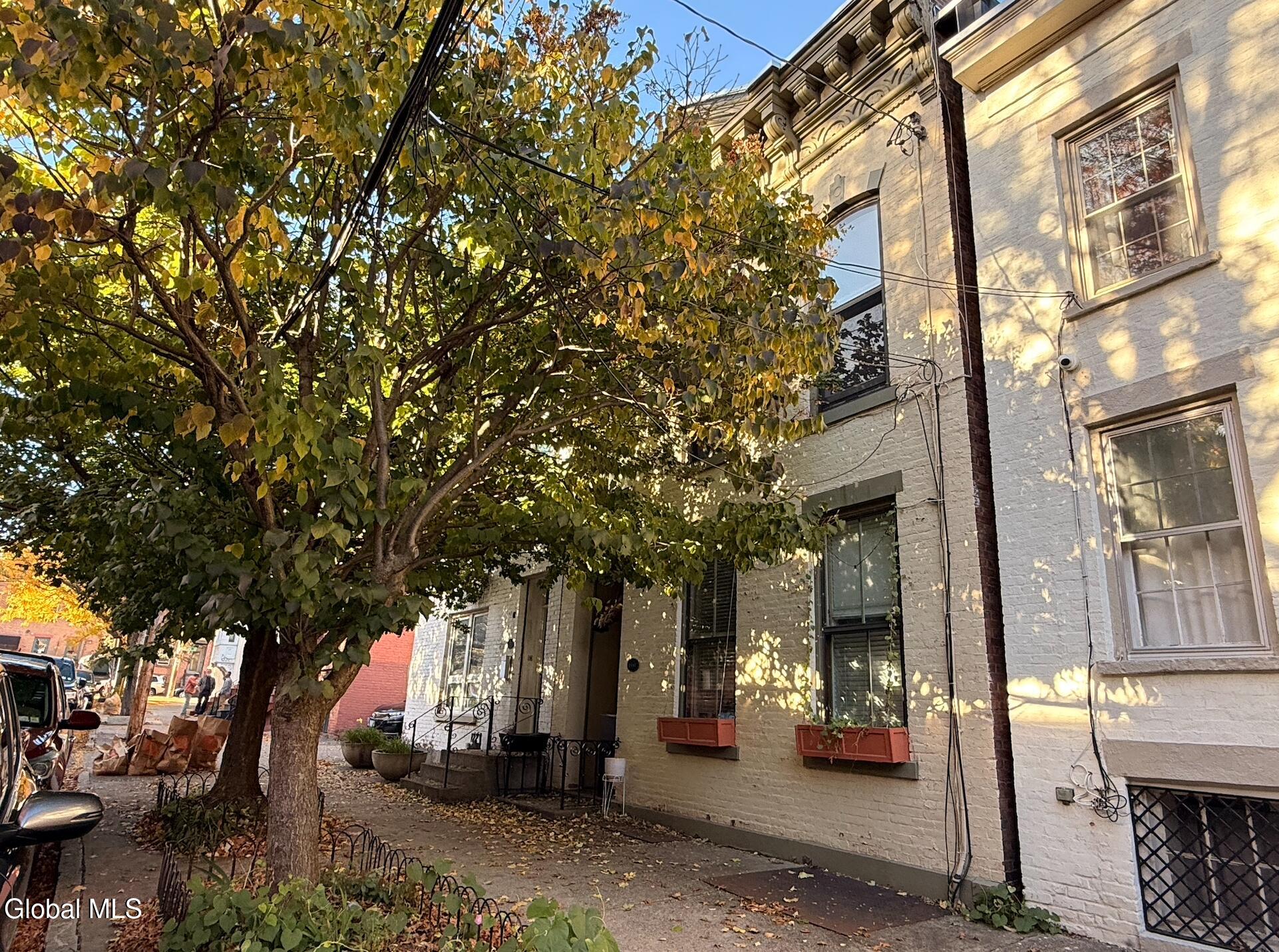 157 Chestnut Street Albany NY 12210