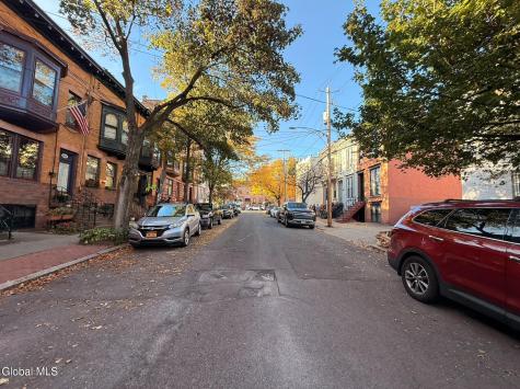 157 Chestnut Street Albany NY 12210