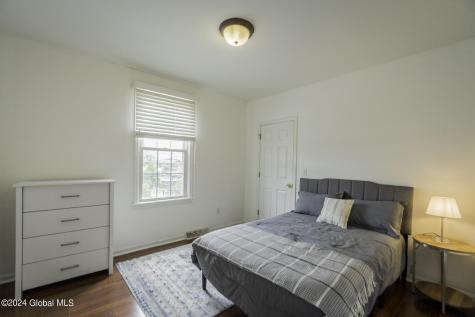 39 Walton Street Saratoga Springs NY 12866