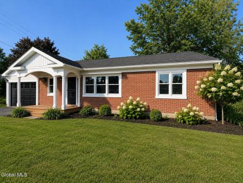 35 Schuyler Drive Saratoga NY 12866